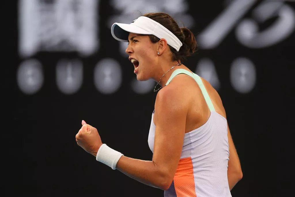 包含Uzi与50激战加拿大队分钟，反败为胜胜负难料！，穆古鲁扎焦点对战比赛高潮迭起的词条-AYX SPORTS